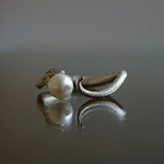 ELCAMI Snake Pearl Earrings Silver (EPS-117S)