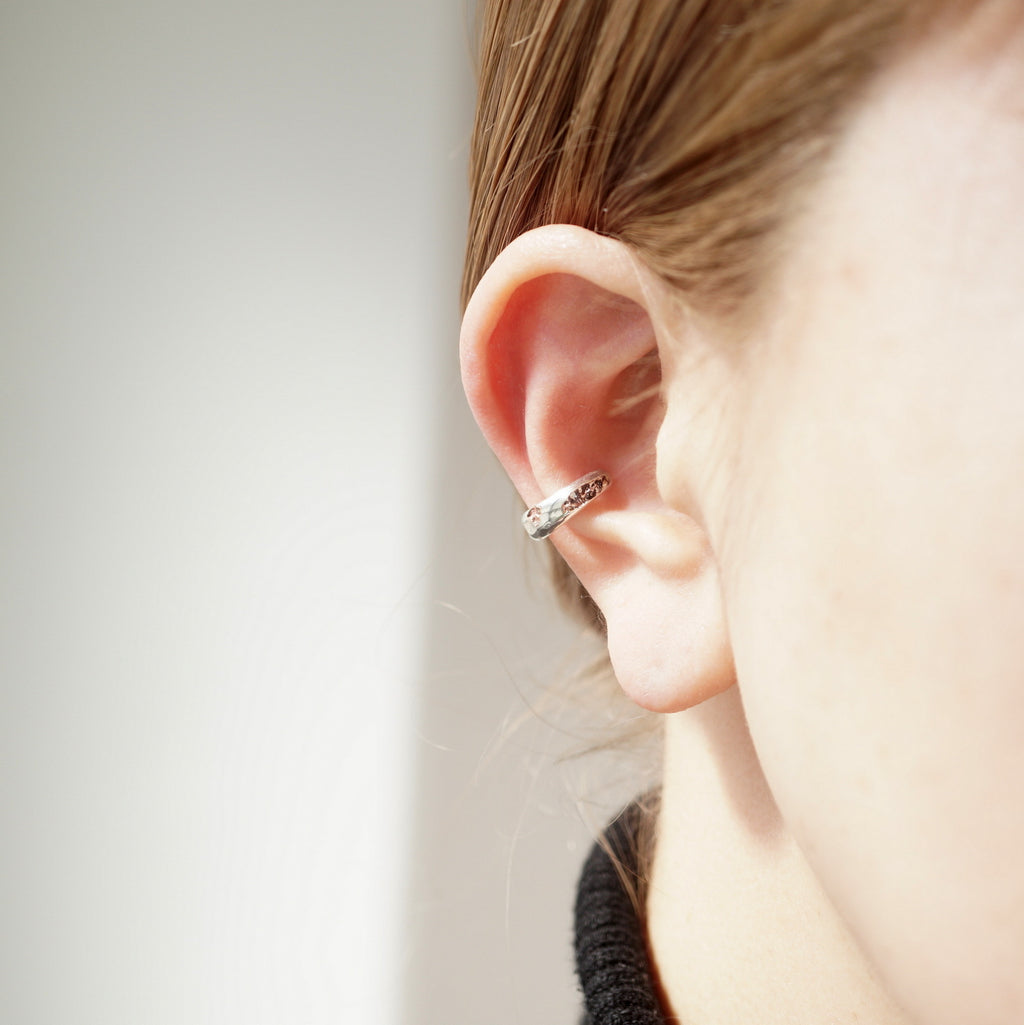 Chi / silver ear cuff（sveac01）