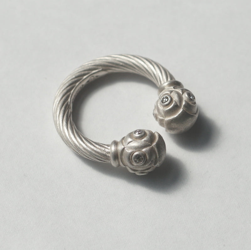 GIFTED / 4Linked Implosion Chain Ring SV