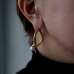 ELCAMI Snake Pearl Earrings Silver (EPS-117S)