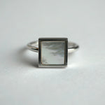 [Limited time only] hatsuyume / [custom-order 】ring SV square white mother-of-mouth shell (r-sv-squ-ws-r)