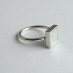 [Limited time only] hatsuyume / [custom-order 】ring SV square white mother-of-mouth shell (r-sv-squ-ws-r)