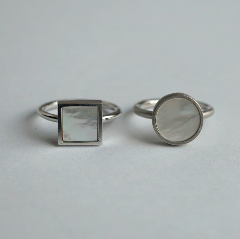 [Limited time only] hatsuyume / [custom-order 】ring SV square white mother-of-mouth shell (r-sv-squ-ws-r)