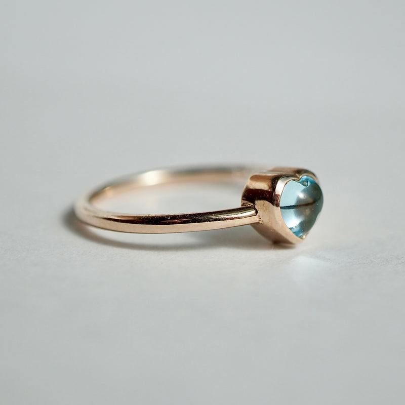 【期間限定掲載】hatsuyume /【受注生産】ring K10YG Heart-FKR スカイブルートパーズ（r-0y-htfk-sb）