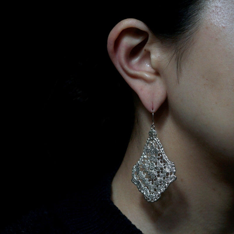 emme / antique lace ピアス（SIL1149）