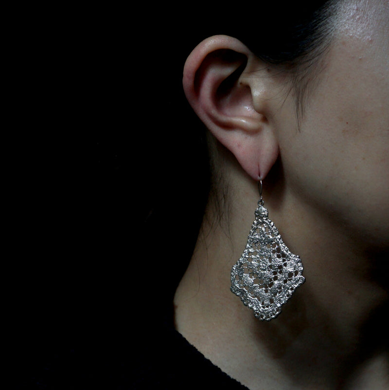 emme / antique lace ピアス（SIL1149）