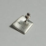 Chi / "TOY BOX" fragment earrings