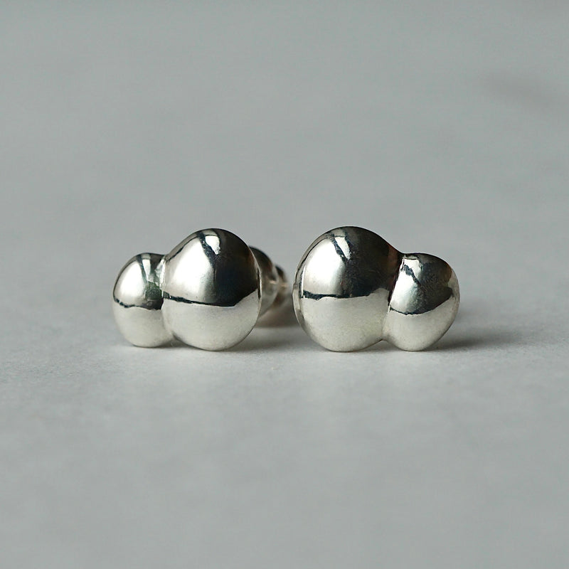 Chi / "Bubble and Dreams" Schotter Ball Earrings