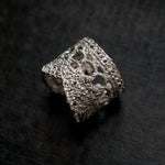 emme / antique lace ear cuff (SIL2120)
