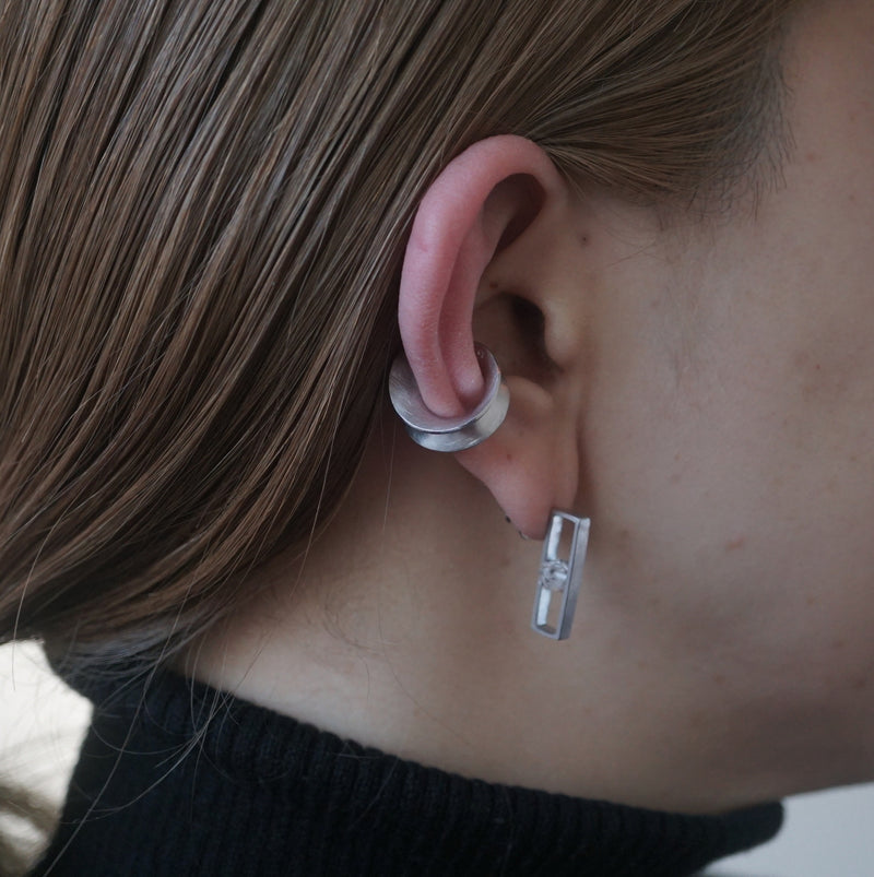 revie objects /〈FLOW〉coil ear cuff（FL2-03）