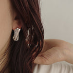 revie objects /〈INSIDE〉quartz earring (IN2-01/03)