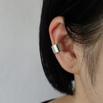 revie objects /〈SIDE〉straight line earcuff（SI2-14）